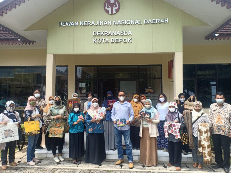 Pasarkan Produk IKM ke Luar Negeri, Disperdagin Gandeng Indonesia In Your Hand