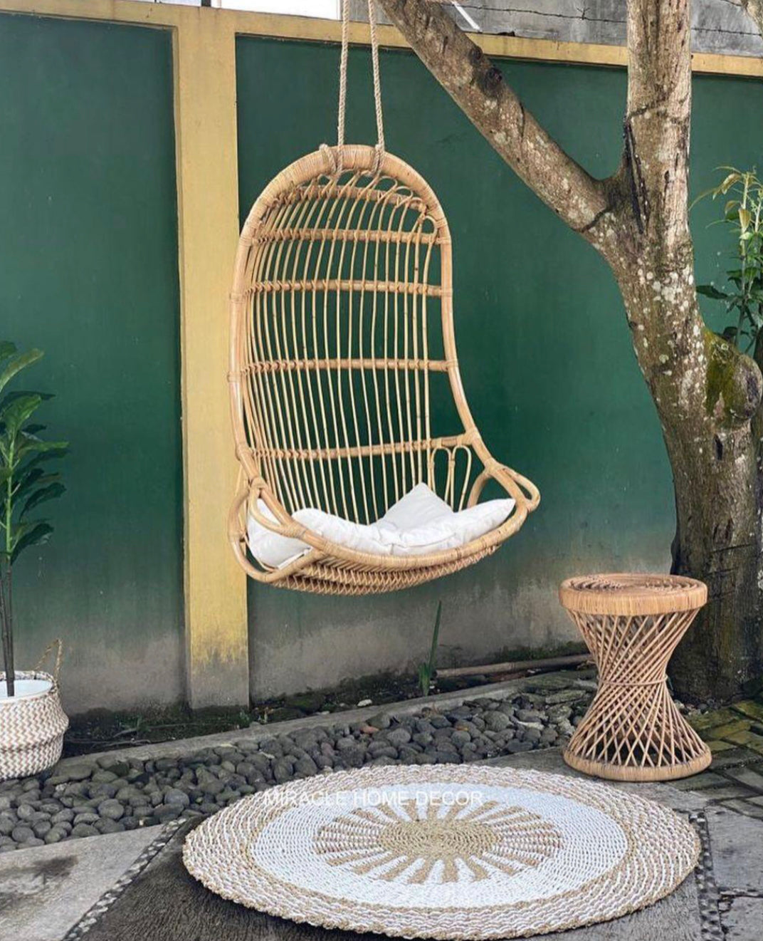 Rattan Swing Capsule by Miracle