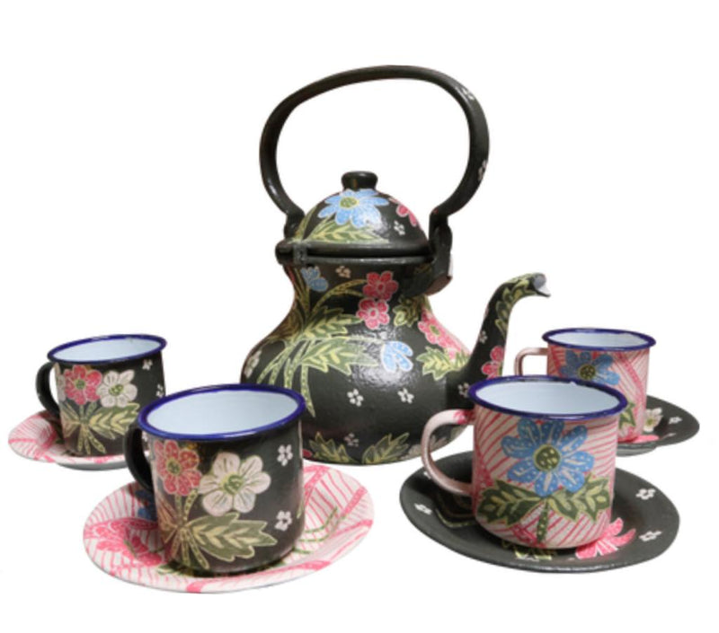 Aladdin Teapot Set by Wastraloka