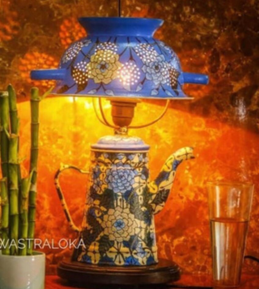 Eskan Teapot Lamp by Wastraloka